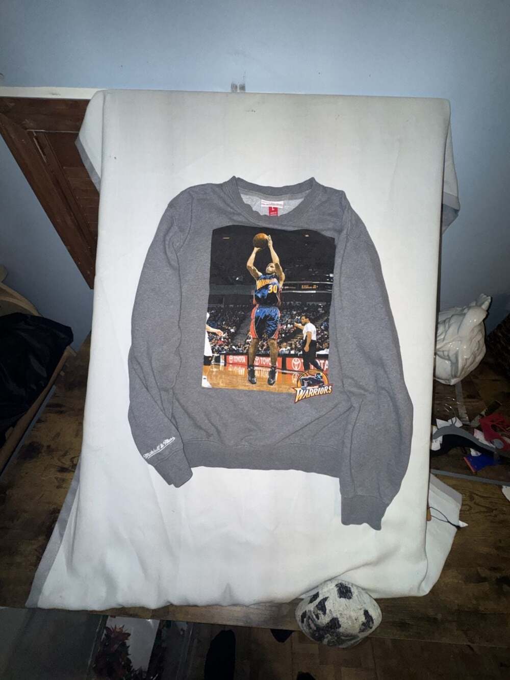 Vintage Mitchell & Ness Stephen Curry Golden State Warriors Graphic Sweatshirt L